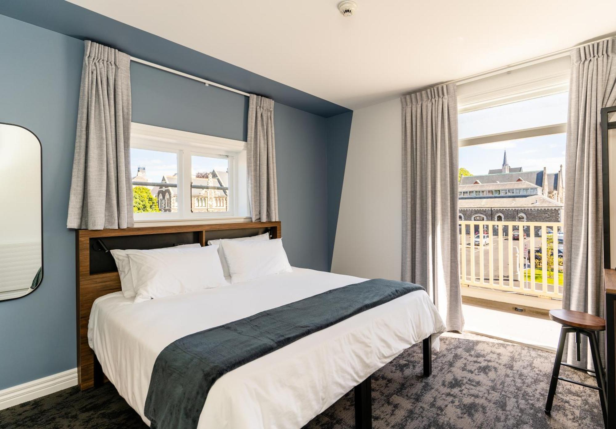 Haka House Christchurch Exterior foto A bedroom at the hotel